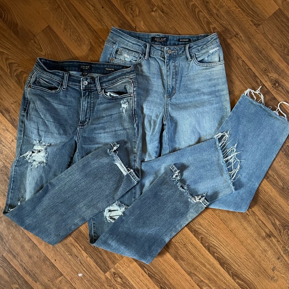 Judy Blue TWO PAIR Straight Fit and 90’s Straight Distressed Jeans - Size 9/29